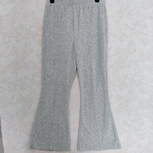 Aerie Gray Ribbed Flare Pants Size Medium short